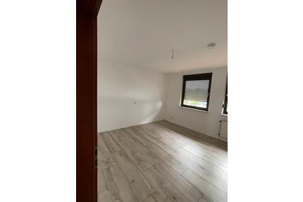 Wohnung in Eschwege - 595,00&nbsp;EUR Kaltmiete, ca.&nbsp; 80,00&nbsp;m&sup2; in Eschwege (PLZ: 37269)