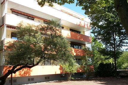 Sanierte, ruhig gelegene 3-Zimmer-Wohnung in Top-Lage mit Balkon - Nürnberg Gebersdorf