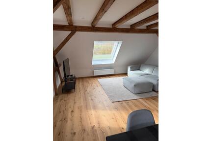 Möblierte Maisonettewohnung, in ruhiger Lage - Leonberg