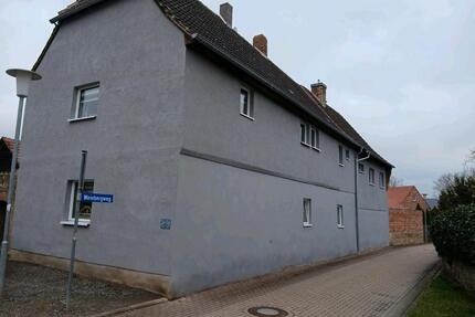 Einfamilienhaus in Sylda - 95.000,00&nbsp;EUR Kaufpreis, ca.&nbsp; 140,00&nbsp;m&sup2; in Arnstein (PLZ: 06456)