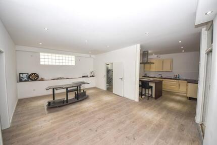 DIETZ: Provisionsfrei Barrierefreies Ladengeschäft, Lagerfläche oder Büro Fußgängerzone Babenhausen!