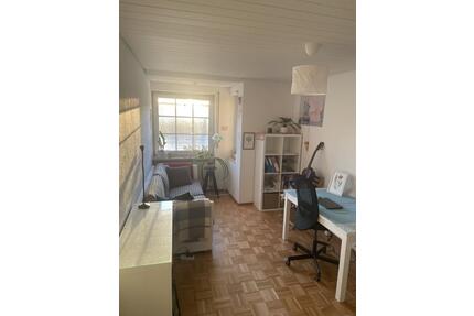 Schöne 2 ZW Mainblick, Balkon - 480,00&nbsp;EUR Kaltmiete, ca.&nbsp; 33,00&nbsp;m&sup2; in Würzburg (PLZ: 97082) Steinbachtal