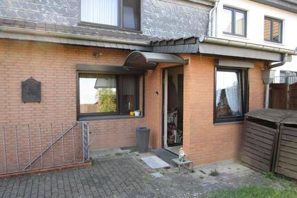 Haus im Grünen zu Verkaufen Rufen Sie an !! - Düsseldorf Stadtbezirk 5