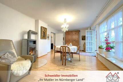 Familientraum am Entensee! Stilvolles Einfamilienhaus mit großem Garten und Garage - Rückersdorf