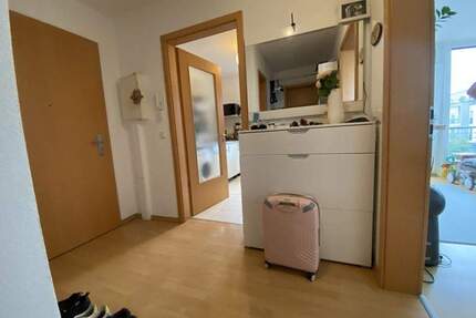 2-Zimmer-Wohnung, schöne Raumaufteilung, Balkon und Stellplatz, ruhig gelegen - Erbpacht - Frankfurt Kalbach-Riedberg