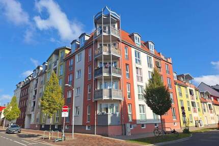 freiwerdend - 4-Zimmer-Eigentumswohnung mit Balkon und Stellplatz in Fleischervorstadt - Greifswald