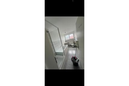 4,5 Raum Wohnung in Ob-Sterkrade,Jobcenter angenehm,Tiere erlaubt - Oberhausen Alsfeld