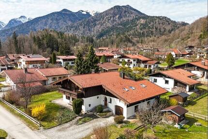 Landhaus mitten in den Bergen! - 1.036.000,00&nbsp;EUR Kaufpreis, ca.&nbsp; 205,00&nbsp;m&sup2;&nbsp;Wohnfl&auml;che in Schleching (PLZ: 83259) Mühlau