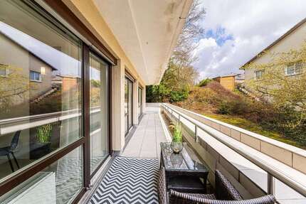 Wohnung zum Kaufen in Höchberg 299.990,00 € 97.1 m²