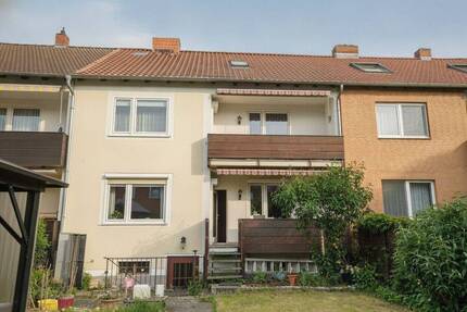 Großzügiges Reihenhaus mit Ausbaureserve im Dachgeschoss in besonders beliebter Lage - Braunschweig / Stöckheim