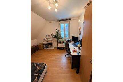 Wohnung mieten in Furtwangen - 285,00&nbsp;EUR Kaltmiete, ca.&nbsp; 13,00&nbsp;m&sup2; in Furtwangen im Schwarzwald (PLZ: 78120)