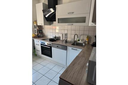 Helle 4-Zimmer- Wohnung mit Balkon - Langen (Hessen)