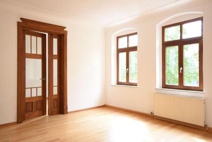 Große Altbauwohnung mit Parkett ruhig und zentral gelegen - Zeitz