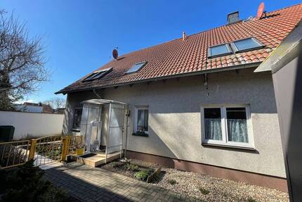 Reihenendhaus mit Doppelcarport in Barleben, OT Ebendorf ( Barrierefrei mit Lift )