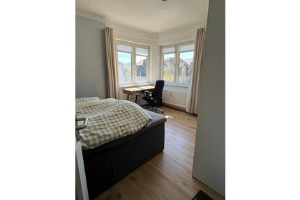 Lichtdurchflutete 2-Zi. Wohnung in ruhiger Lage, EBK,560€ - Güstrow