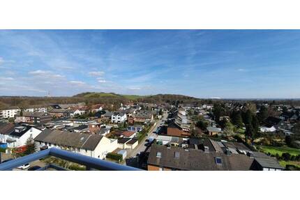 Penthouse-Feeling: 3 Zimmer, ca. 74,5 m², Balkon & sagenhafter Fernblick in Buer-Schaffrath - Gelsenkirchen Beckhausen