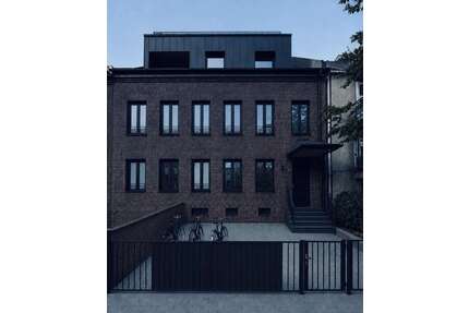 Wohnung zum Mieten in Düsseldorf 1.950,00 € 75 m²