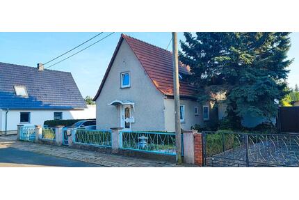 Einfamilienhaus - 190.000,00&nbsp;EUR Kaufpreis, ca.&nbsp; 92,00&nbsp;m&sup2; in Straußfurt (PLZ: 99634)