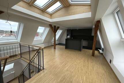 Wohnung zum Mieten in Stuttgart 1.770,00 € 92.81 m²
