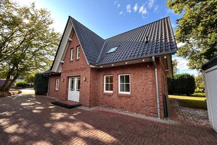 Modernes Friesenhaus,182qm Wfl., 5 Zimmer, Wärmepumpe, von Privat - Bargteheide
