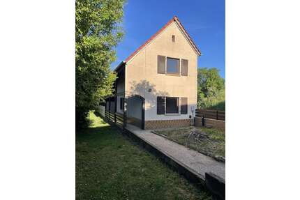 Haus zum Mieten in Bodenheim 1.049,00 € 96.12 m²