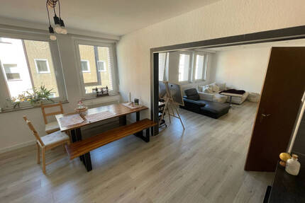 Große 4-Zimmer-Wohnung mit Einbauküche im 1. OG | Gelsenkirchen-Buer