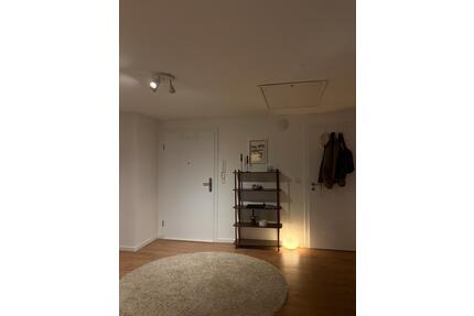 Modernes WG-Zimmer in kernsanierter 4-Zimmer-Dachgeschosswohnung - Siegen