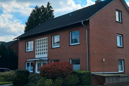 Erdgeschoßwohnung mit Garten - 1.000,00&nbsp;EUR Kaltmiete, ca.&nbsp; 100,00&nbsp;m&sup2; in Lingen (Ems) (PLZ: 49808)