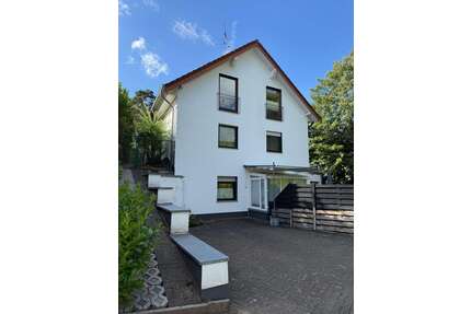 Haus zum Kaufen in Rösrath-Kleineichen 1.150.000,00 € 250 m²