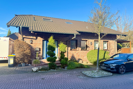 Haus zum Kaufen in Duisburg-Walsum 598.000,00 € 180 m²