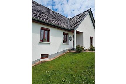 Schöner Bungalow (F) zu verkaufen - Überherrn