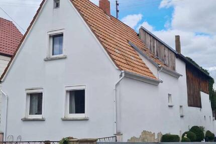 Provisionsfrei Wohnhaus mit Ausbaupotenzial zu verkaufen - Rülzheim