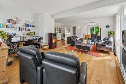 Haus zum Kaufen in Ibbenbüren 449.000,00 € 241 m²