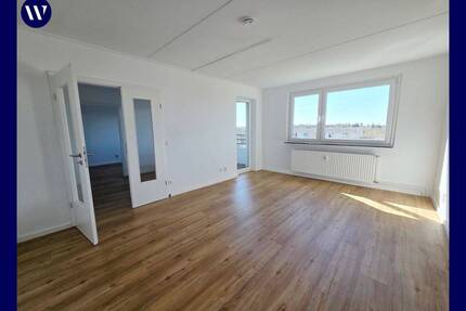 Wohnen im Grünen - renovierte 3 Zimmer + Balkon + guter Schnitt + Einbauküche - Kronshagen