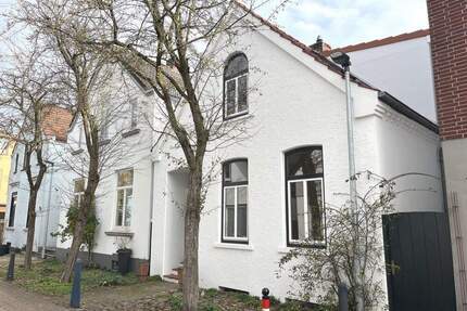 PURNHAGEN-IMMOBILIEN - Charmantes und gepflegtes Einfamilienhaus in Zentrumslage von Bremen-Vegesack - Bremen / Vegesack