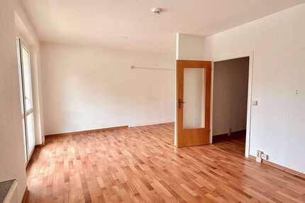Wohnung zum Mieten in Suhl 335,00 € 59.1 m²