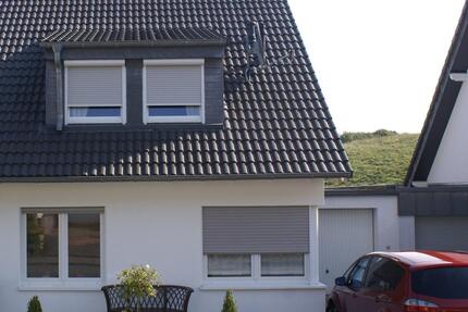 Architekten-DHH mit Wintergarten in Waldrandlage - Odenthal