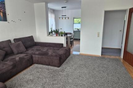 3-Zimmer-Wohnung zu vermieten. - 800,00&nbsp;EUR Kaltmiete, ca.&nbsp; 84,00&nbsp;m&sup2; in Landau an der Isar (PLZ: 94405)