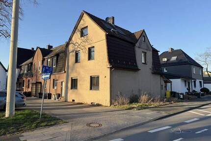 Ein Haus - viele Möglichkeiten: Ein- bis Zweifamilenhaus in Castrop-Rauxel