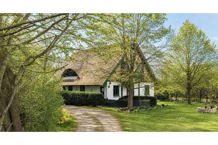 Haus zum Kaufen in Mölschow 350.000,00 € 180 m²