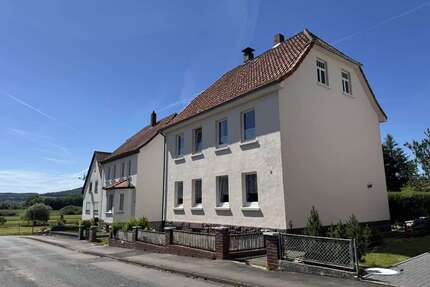 Haus zum Kaufen in Einbeck 85.000,00 € 180 m²