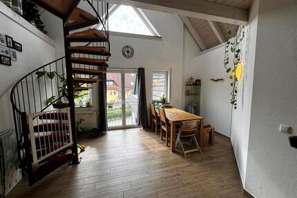 4-Zimmer Dachgeschoßwohnung 105qm zu vermieten - Velburg