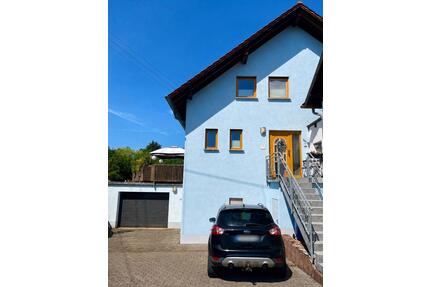 Einfamilienhaus mit Einliegerwohnung - Weiskirchen
