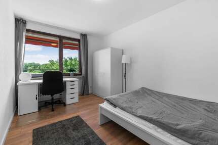 Wohnung zum Mieten in Frankfurt 450,00 € 12 m²