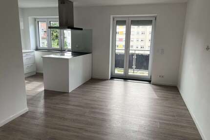 Wohnung zum Mieten in Singen 1.350,00 € 110 m²