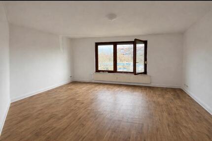 4 Zimmer mit Garten, - 700,00&nbsp;EUR Kaltmiete, ca.&nbsp; 75,00&nbsp;m&sup2; in Ratzeburg (PLZ: 23909)