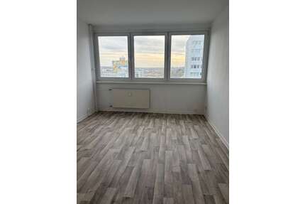 Wohnung zum Mieten in Neubrandenburg 280,00 € 24 m²