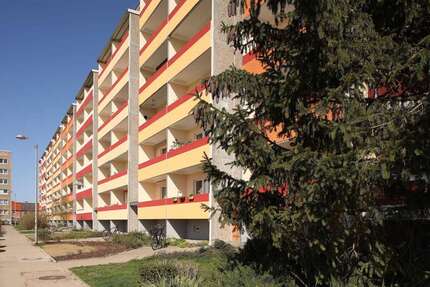 Wohnung zum Mieten in Neubrandenburg 314,00 € 62.93 m²