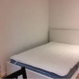 Helles möbliertes Zimmer mit Balkon in Erlangen (nähe FAU)
