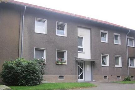 Frisch modernisiert. Schöne 3-Zimmer-Wohnung mit Dusche und Balkon - Herten Bertlich